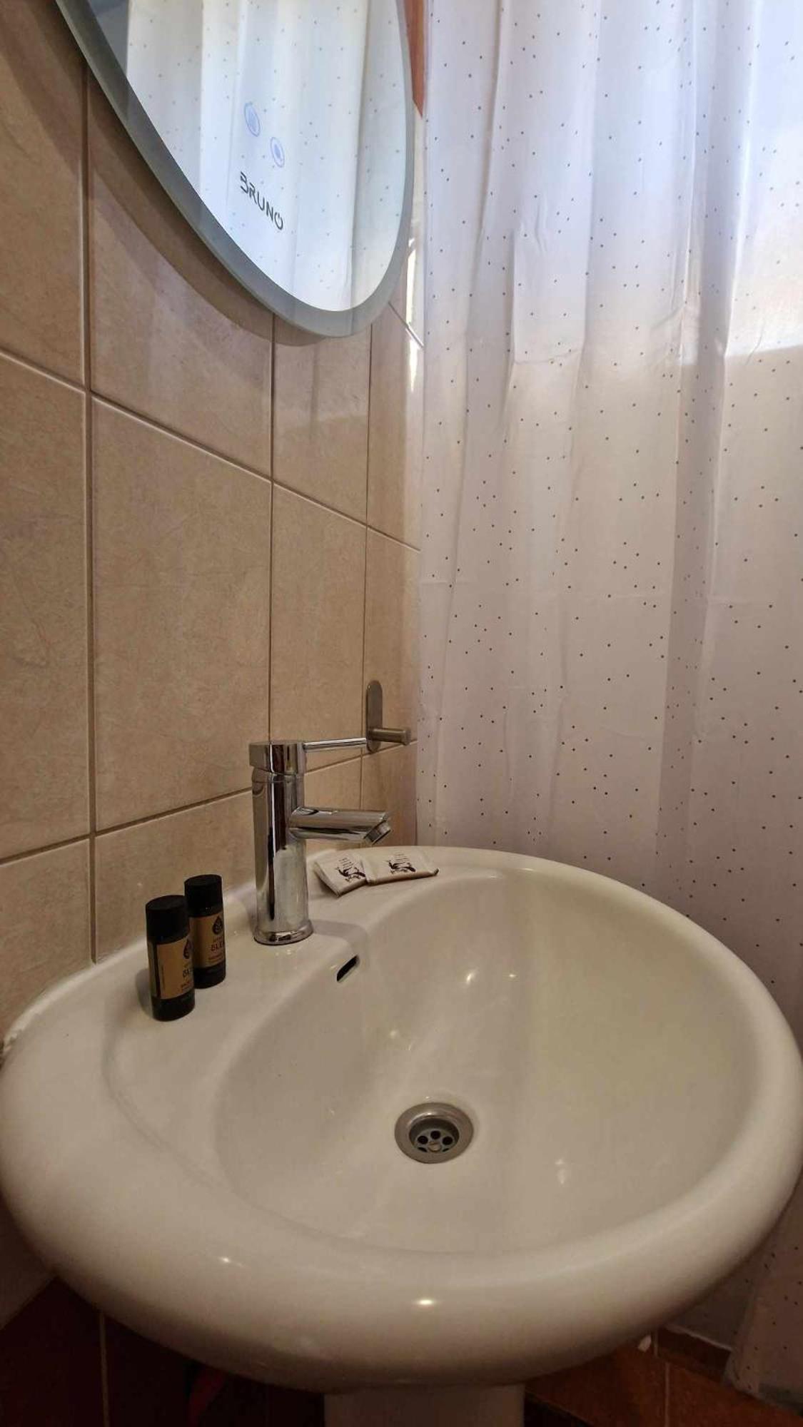 Kofinaki Apartment 2 Tycherón Eksteriør bilde